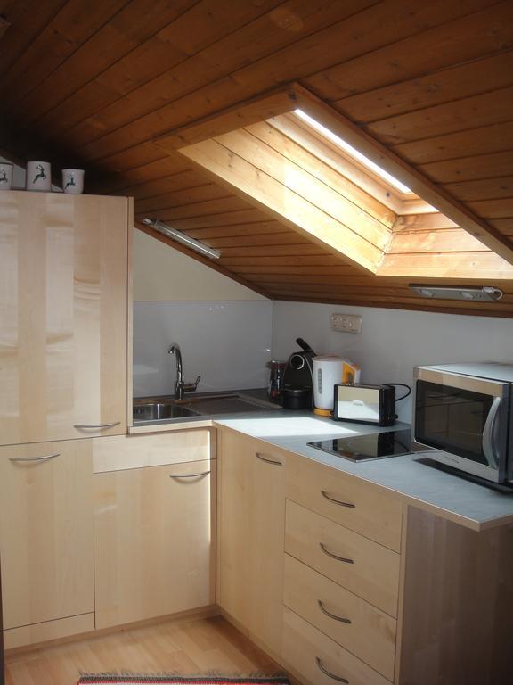 Ferienwohnung Haus Lehen Sankt Koloman Habitación foto